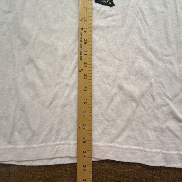 NWT Buc-ee's Shirt Mens M Cactus Pink Short Sleeve Texas Beaver Graphic Tee - Picture 10 of 11